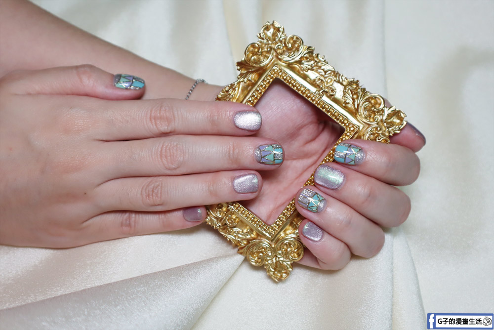 ITUNG NAILS 金色相框星座美甲
