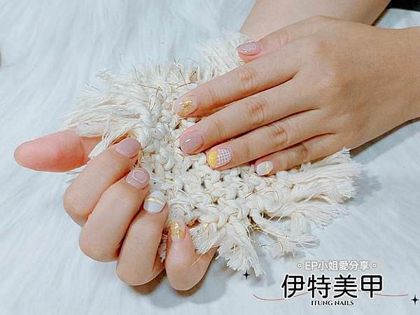 ITUNG NAILS 溫柔粉色系